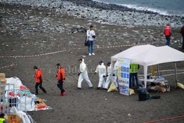 Simulacro de vertido de hidrocarburos en la playa de Jinámar-Telde (Foto TA y Antonio Alí)